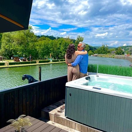 Gatsby River II Yvoir エクステリア 写真